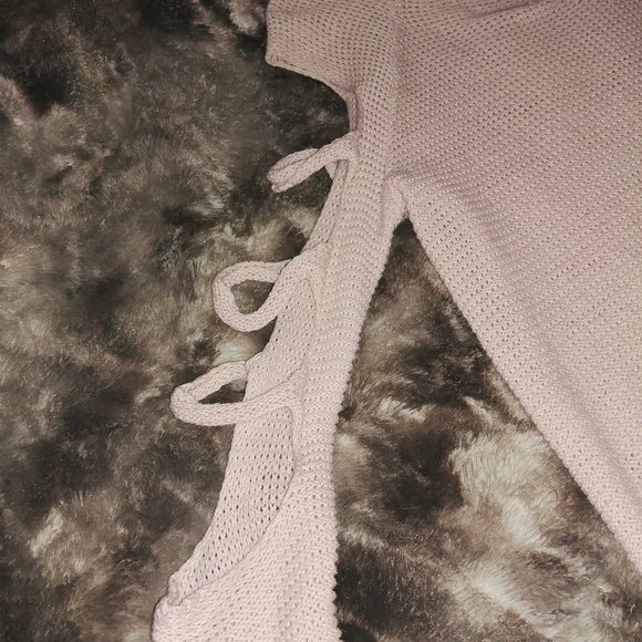 Blush pink open sleeve Express Sweater - Picture 2 of 4